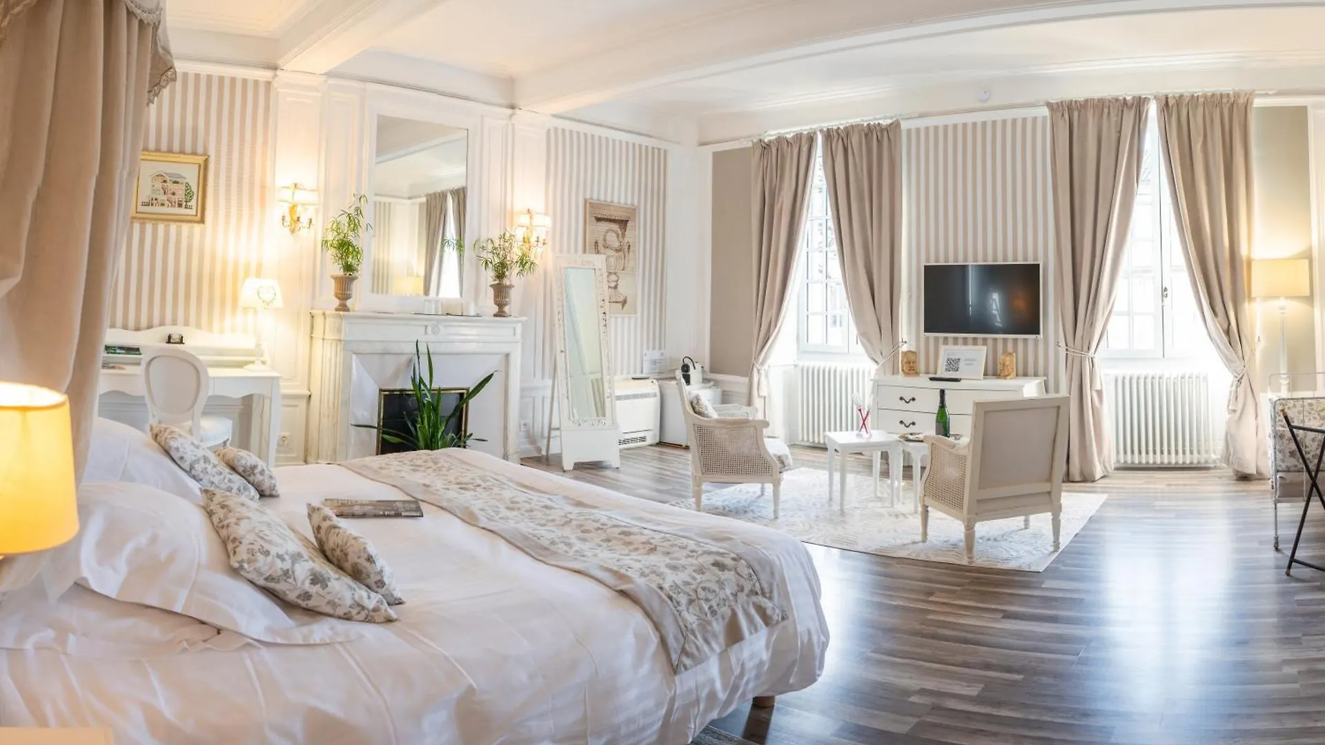 Bed & Breakfast Maison D'Hotes 