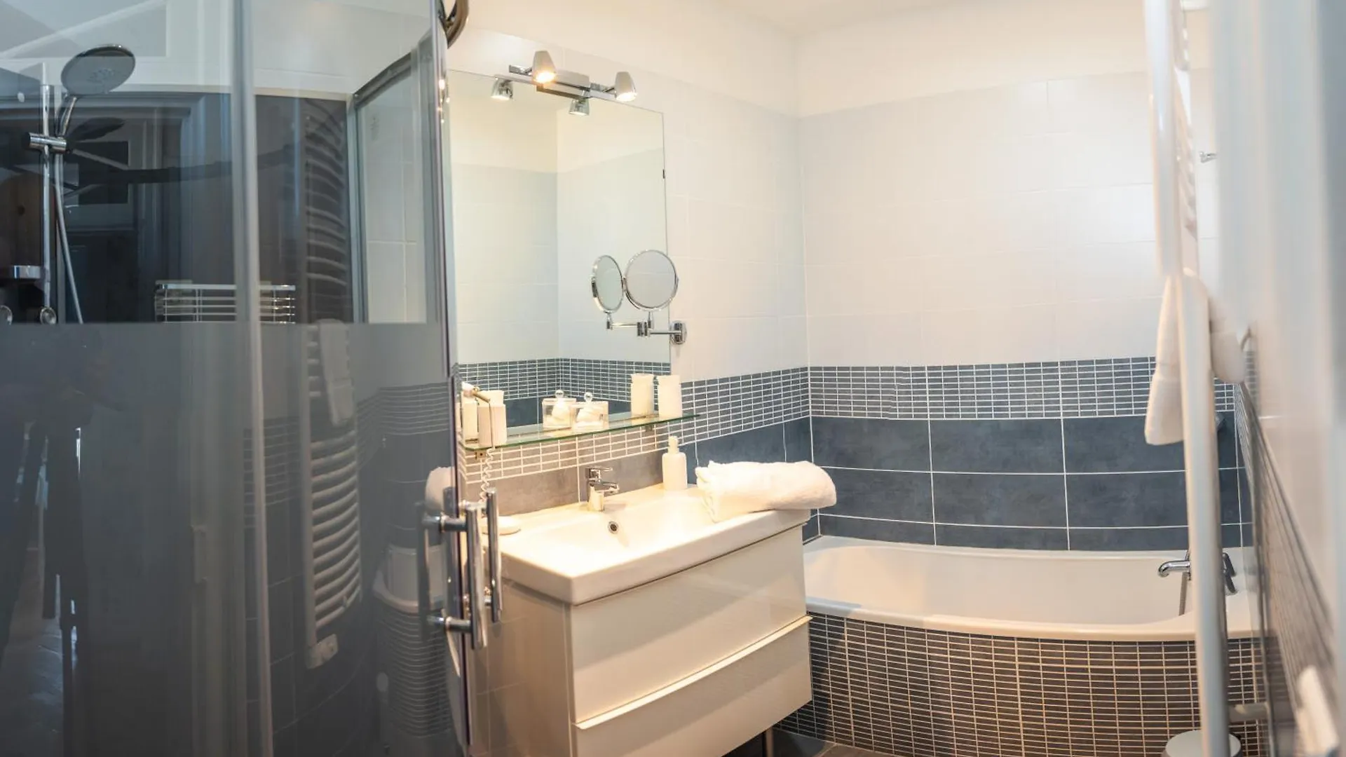 Bed & Breakfast Maison D'Hotes 